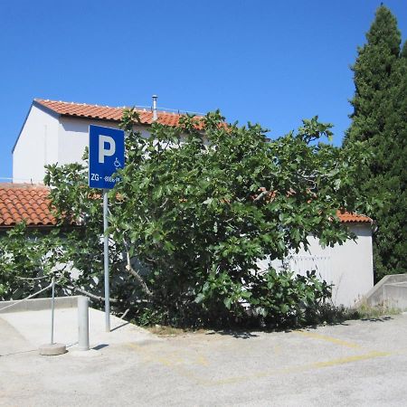 Apartman Zaglav Appartement Martinšćica Buitenkant foto
