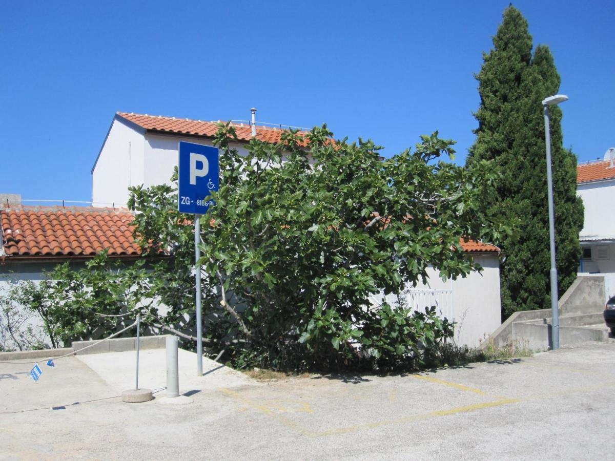 Apartman Zaglav Appartement Martinšćica Buitenkant foto
