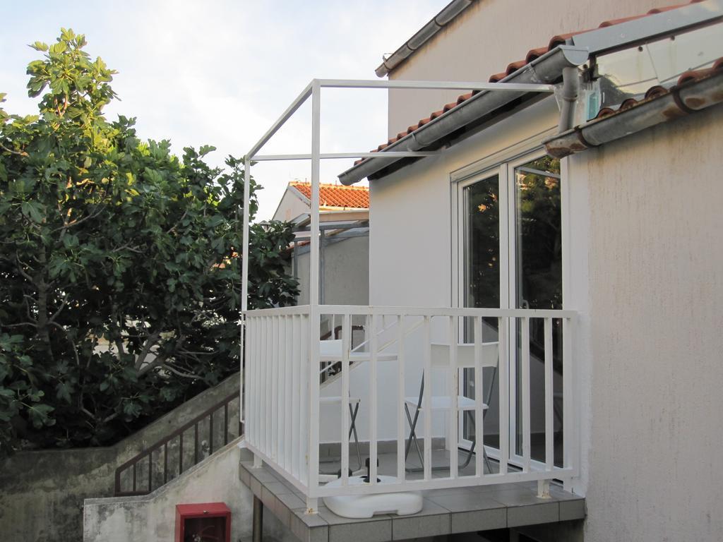 Apartman Zaglav Appartement Martinšćica Buitenkant foto